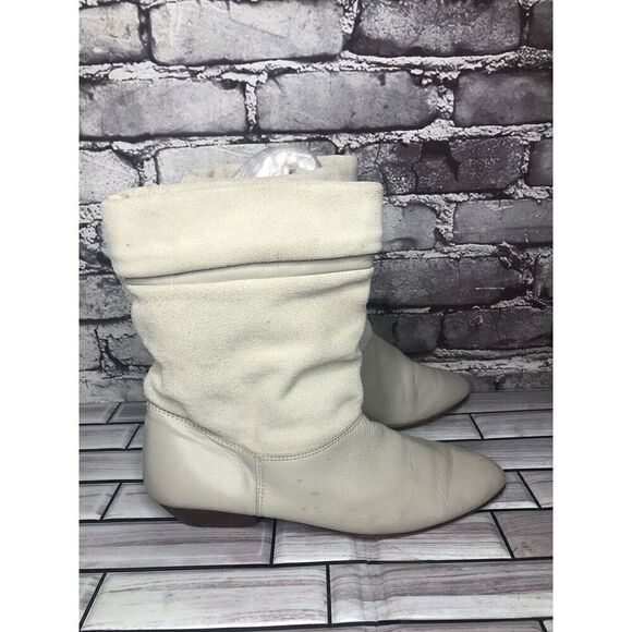 tarantino’s Ivory Suede Leather Ankle Heel Boots Women Sz 7M US/38EU - Picture 5 of 16